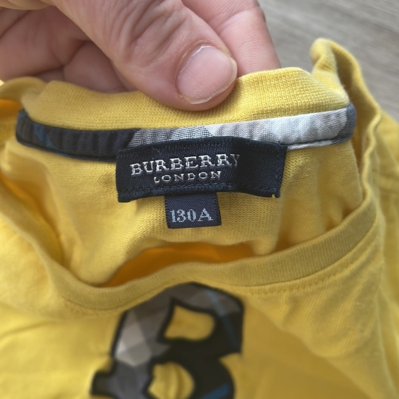 Childrens Burberry  Blue label T-shirt. Size 130A. Fits size 8 - Picture 2 of 4